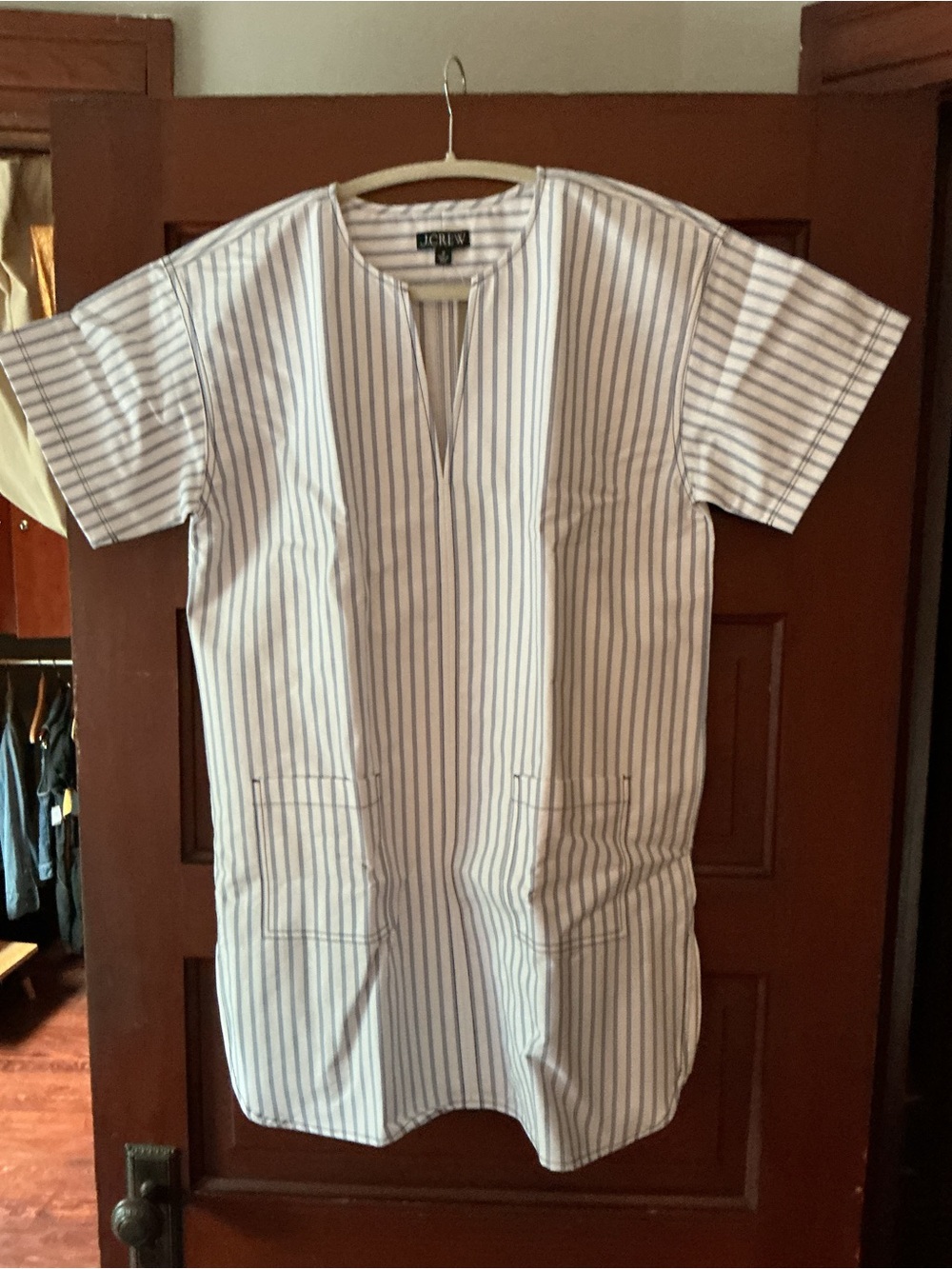 J.Crew patch pocket pullover dress in striped blu & white sz M